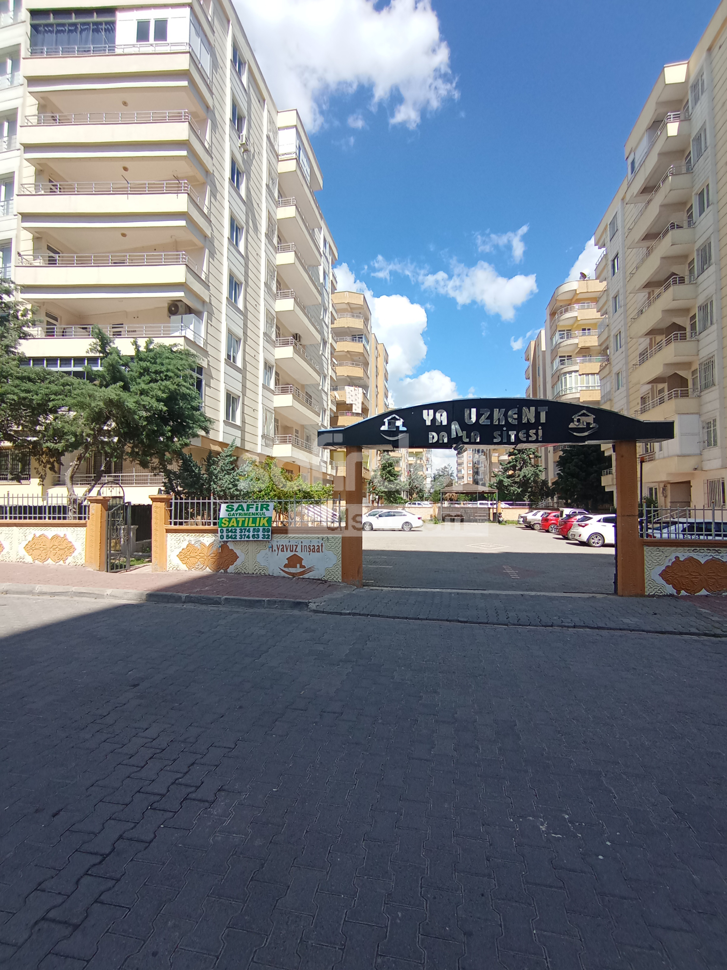 SIRRIN KARŞIYAKA SATILIK 2+1 GİRİŞ